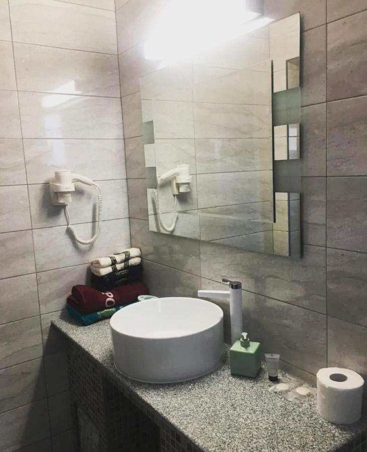 فاما فيكي Albdevara Mar Srl المظهر الخارجي الصورة